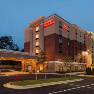 Фотографии гостиницы 
            Hampton Inn and Suites Camp Springs