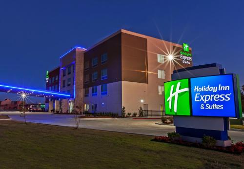 Фотография гостиницы Holiday Inn Express and Suites Tulsa West / Sand Springs, an IHG Hotel