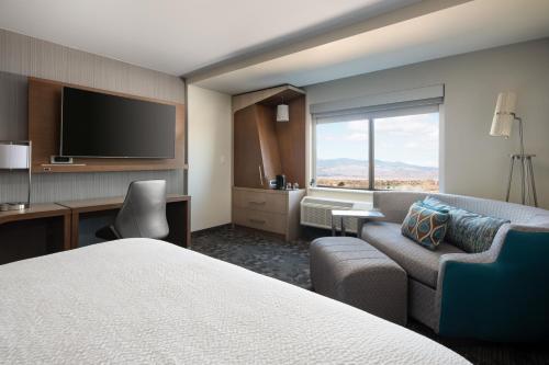 Фотография гостиницы Courtyard by Marriott Loveland Fort Collins