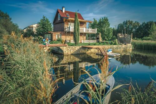 Фотография гостевого дома Усадьба Михайловская заводь