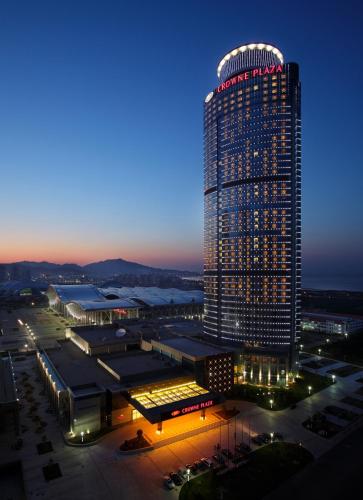 Фотография гостиницы Crowne Plaza Yantai Sea View, an IHG Hotel