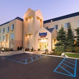 Фотографии гостиницы 
            Fairfield Inn & Suites Merrillville