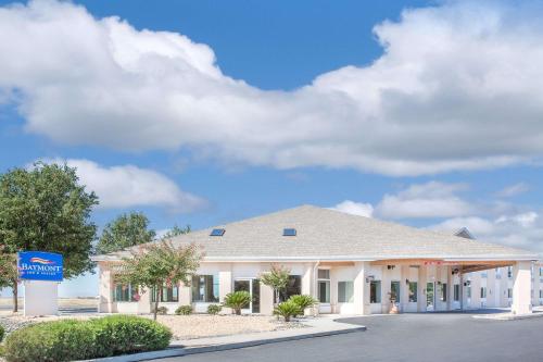Фотография гостиницы Baymont by Wyndham Willows