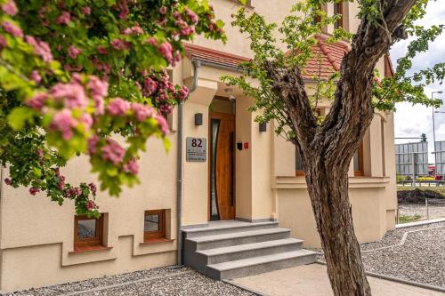 Фотография мини отеля Apartamenty Villa 82, Parking