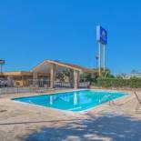 Фотография мотеля Americas Best Value Inn Uvalde