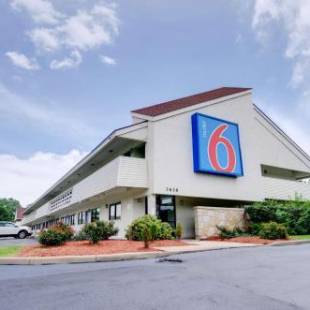 Фотографии гостиницы 
            Motel 6-Kansas City, MO