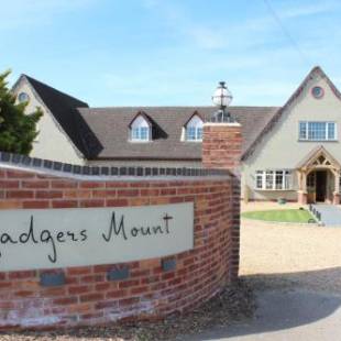 Фотографии гостиницы 
            Badgers Mount Hotel