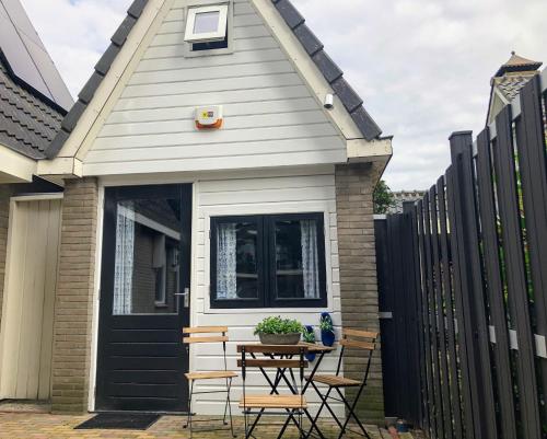 Фотографии мини отеля 
            Little house in Amsterdam