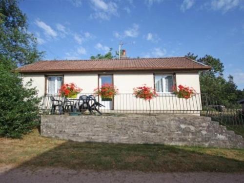 Фотографии гостевого дома 
            Gîte Le Val-d'Ajol, 2 pièces, 3 personnes - FR-1-589-165