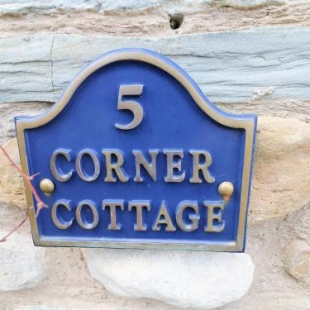 Фотография гостевого дома Corner Cottage