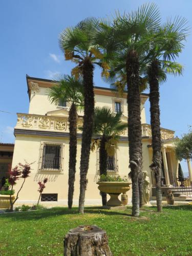 Фотография мини отеля B&B STAZIONE DON CAMILLO