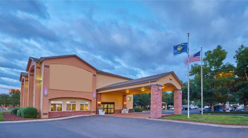 Фотографии гостиницы 
            La Quinta Inn & Suites by Wyndham Springfield