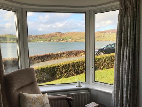 Фотографии гостевого дома 
            Beautiful sea views and fireplace in Dunfanaghy