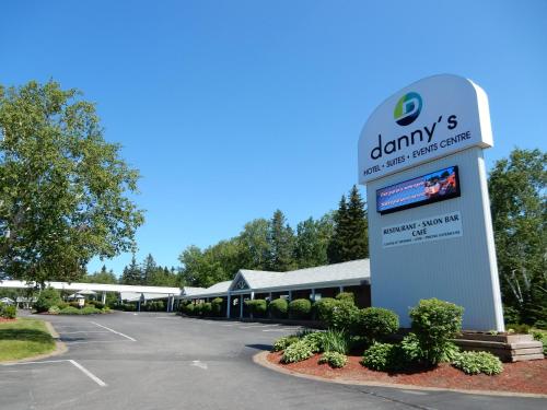 Фотография мини отеля Dannys Hotel Suites; SureStay Collection by Best Western