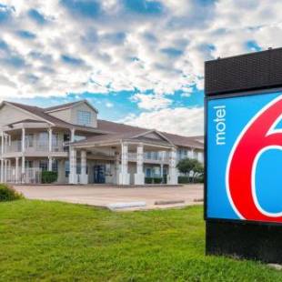 Фотографии гостиницы 
            Motel 6-Waxahachie, TX