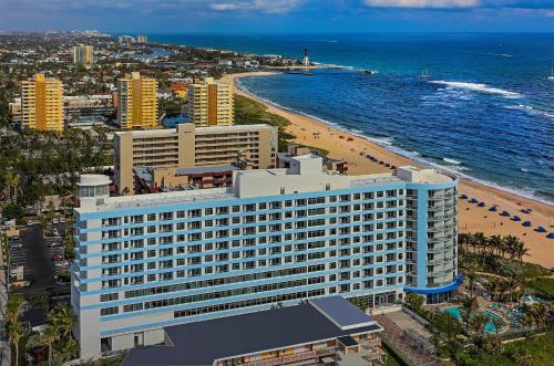 Фотография гостиницы Residence Inn Fort Lauderdale Pompano Beach/Oceanfront