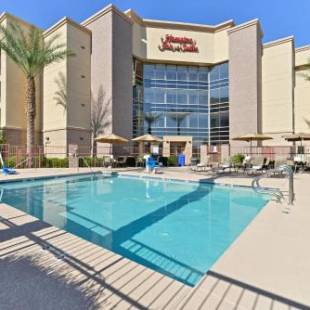 Фотографии гостиницы 
            Hampton Inn & Suites Phoenix/Gilbert