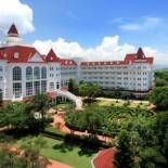 Фотография гостиницы Hong Kong Disneyland Hotel