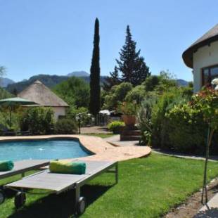 Фотографии мини отеля
Roundhouse Guesthouse