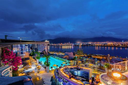 Фотографии гостиницы 
            New Orient Hotel Da Nang