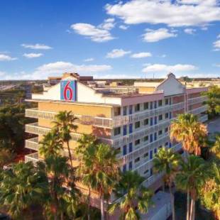 Фотографии гостиницы 
            Motel 6-Cutler Bay, FL