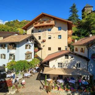 Фотографии гостиницы 
            Hotel Schmuckhof