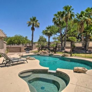 Фотография гостевого дома Ideally Located Chandler Home Backyard Oasis