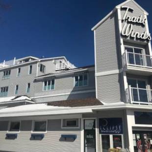 Фотографии гостиницы 
            Trade Winds Inn