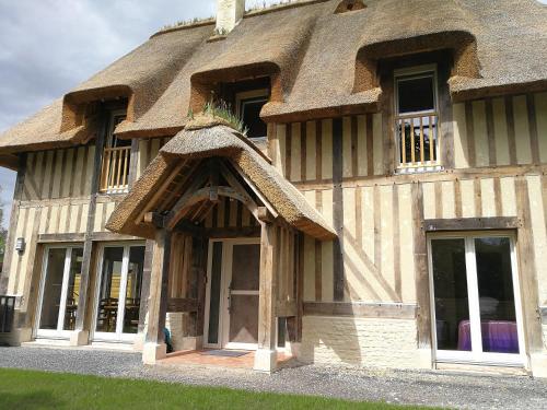 Фотография мини отеля Auberge du Vieux Tour Le Manoir