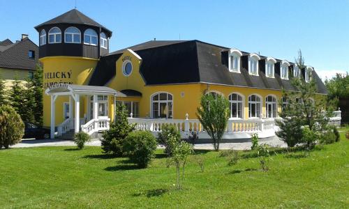 Фотография гостиницы Garni Hotel Velický Zámoček