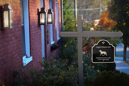 Фотография мини отеля Light Horse Inn
