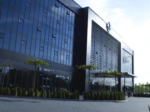 Фотография гостиницы Village Hotel Farnborough