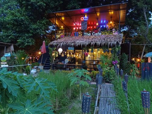 Фотографии хостела 
            Do Dee Cafe Bangkok Hostel