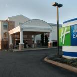 Фотография гостиницы Holiday Inn Express Vernon-Manchester, an IHG Hotel