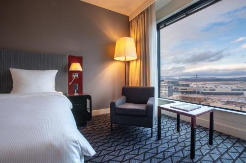 Фотография гостиницы Radisson Blu Hotel Zurich Airport