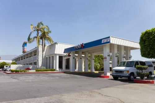 Фотография гостиницы Motel 6-Claremont, CA