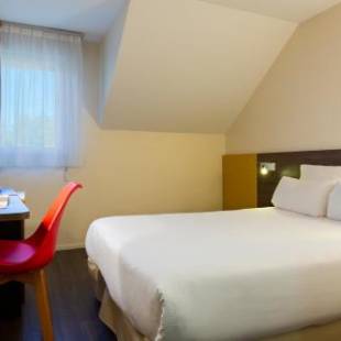 Фотографии гостиницы 
            Comfort Hotel Lille Lomme