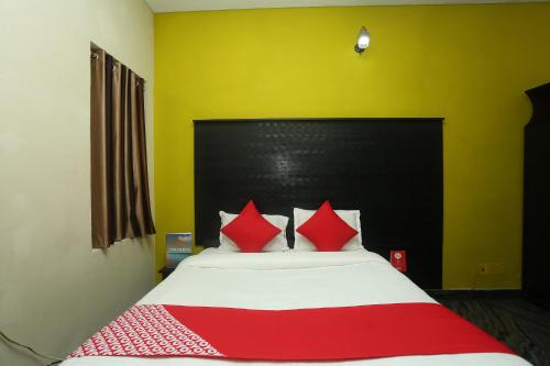 Фотография гостиницы Vaccinated Staff- Capital O 15091 Gaurav Boarding House