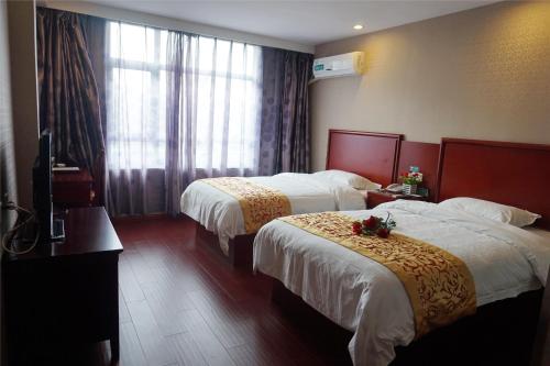 Фотография гостиницы GreenTree Inn Huangshan TangKou Beauty Spot South Gate Transfer Center Business Hotel