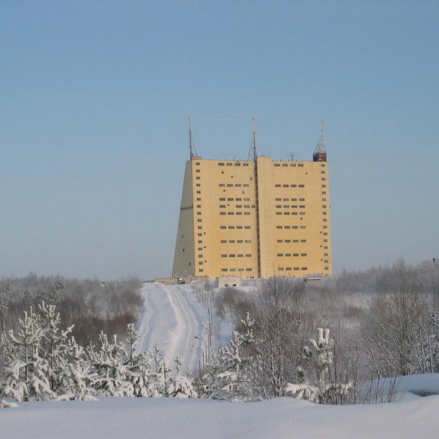 В районе Уральских гор в Коми начали строить станцию РЛС « БНК