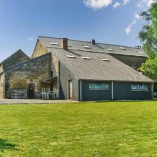 Фотографии гостевого дома 
            Spacious Farmhouse in Anthisnes with Sauna