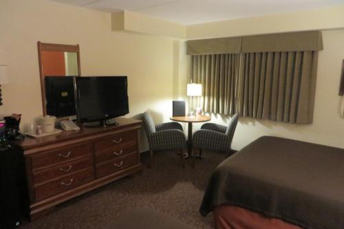 Фотография гостиницы AmericInn by Wyndham Forest Lake