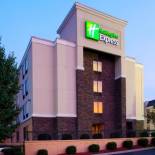 Фотография гостиницы Holiday Inn Express Raleigh-Durham Airport, an IHG Hotel