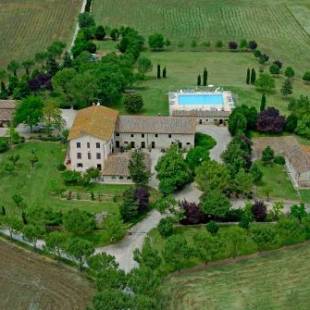 Фотографии базы отдыха 
            Fattoria Agriturismo Nerbona