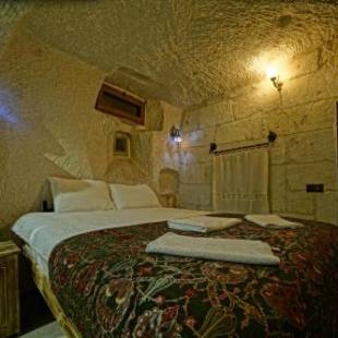 Фотографии мини отеля 
            Zeus Cave Suites