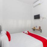 Фотография гостиницы RedDoorz Plus Syariah near Java Supermall Semarang 2