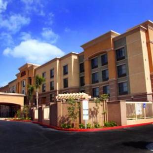 Фотографии гостиницы 
            Hampton Inn & Suites Seal Beach