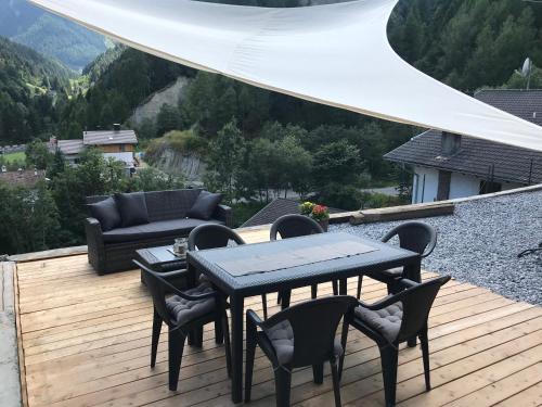 Фотография гостевого дома Stilfser Häuschen mit Blick auf König Ortler