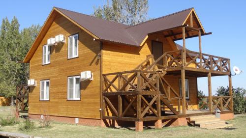 Фотография базы отдыха Остров Колочный