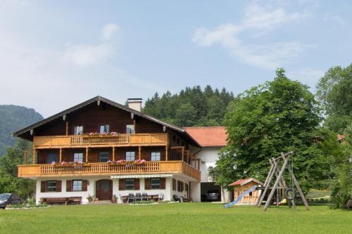 Фотографии базы отдыха
Bauernhof Ertlhof